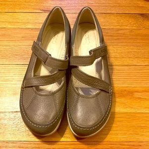 Ecco leather walking shoes sz40